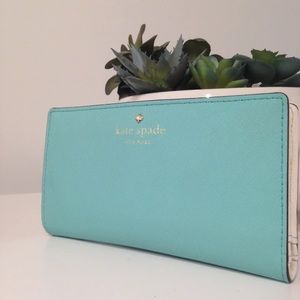 Blue Kate Spade Stacy Wallet!